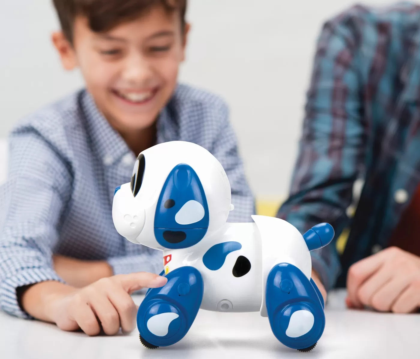 CATELUS ELECTRONIC ROBOT RUFFY, SILVERLIT