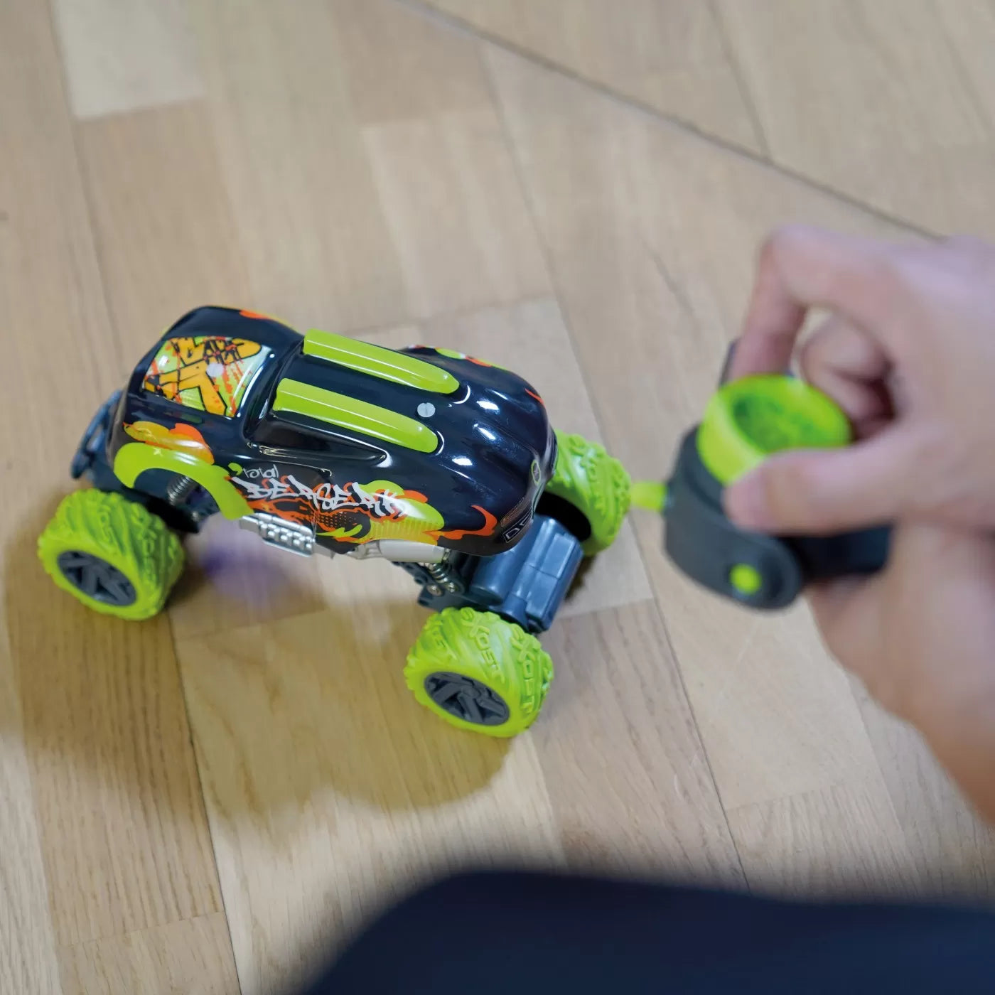 MASINA CU TELECOMANDA EXOST R/C X-CRAWLER, SILVERLIT