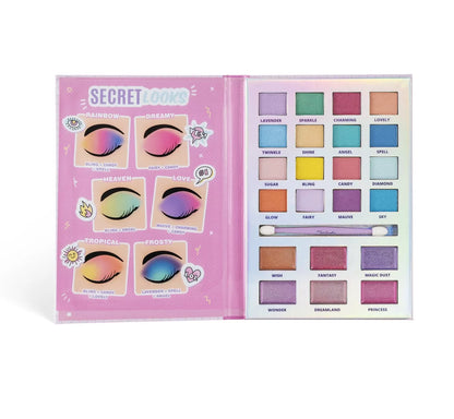 MARTINELIA SUPER GIRL TRUSA DE MACHIAJ IN FORMA DE CARTE, SUPER GIRL