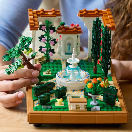 LEGO ICONS GRADINA CU FANTANA 10359, LEGO ICONICS