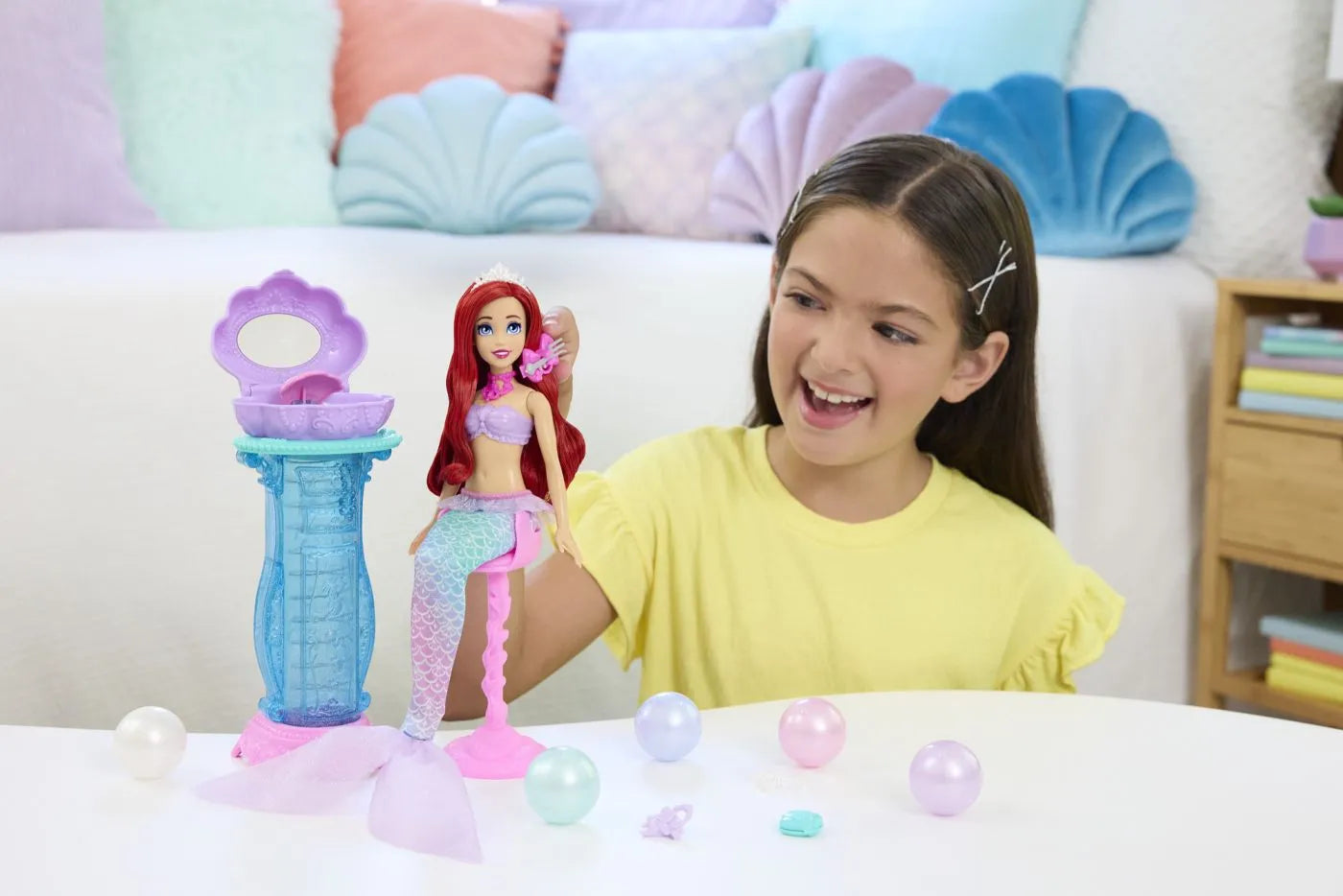 DISNEY PRINCESS PAPUSA ARIEL SI MASUTA DE MACHIAJ CU SURPRIZE, DISNEY PRINCESS