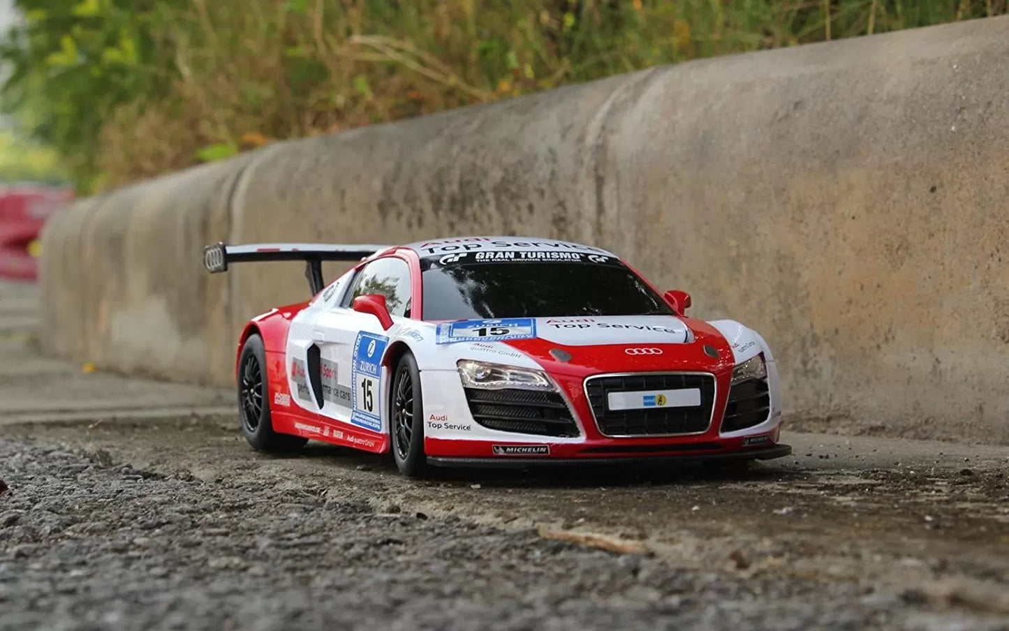 MASINA CU TELECOMANDA AUDI R8 LMS PERFORMANCE SCARA 1 LA 18, RASTAR 1:18