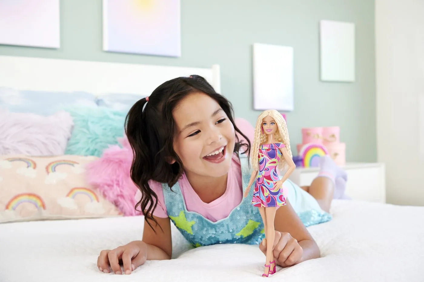 PAPUSA BARBIE FASHIONISTA CU PAR BLOND ONDULAT, BARBIE - FASHIONISTAS