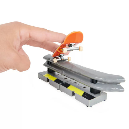 TECH DECK PACHET CU OBSTACOL FINGERBOARD LUCAS, TECH DECK