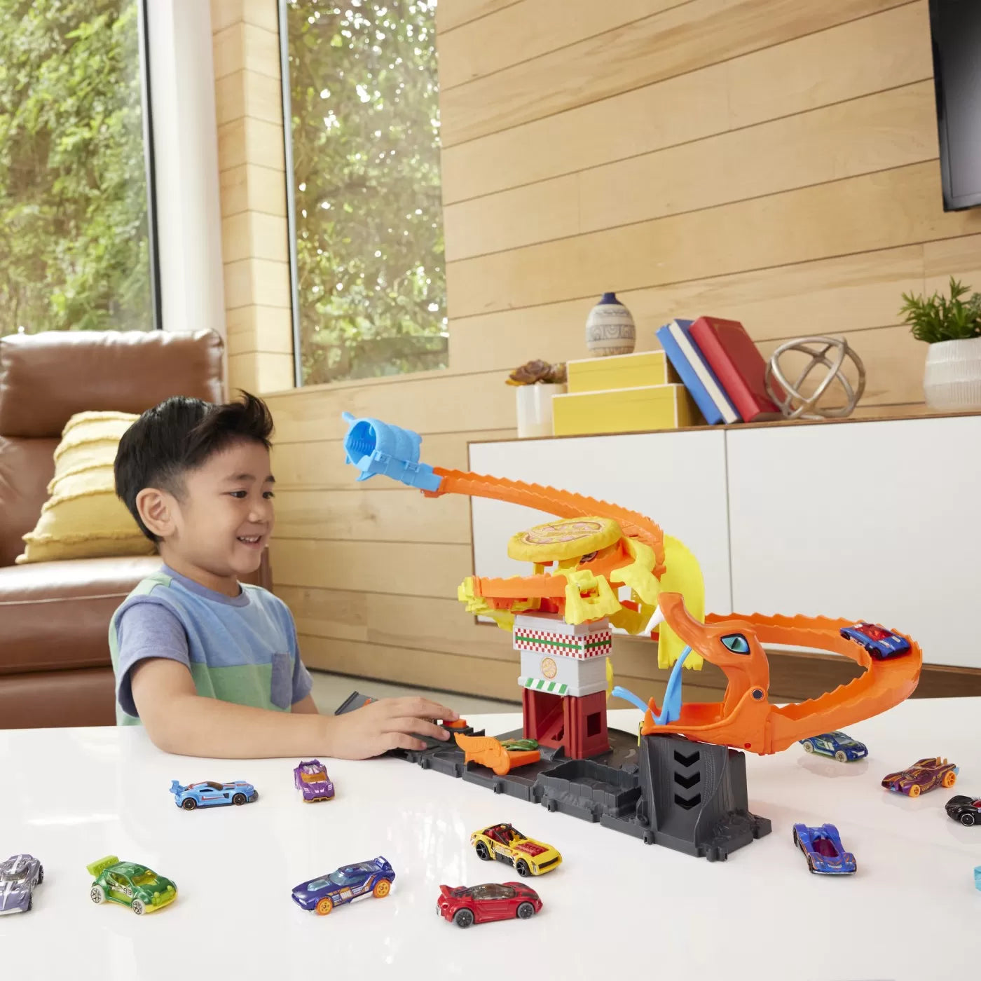 HOT WHEELS CITY PIZZERIA ATACUL COBREI, HOT WHEELS - CITY
