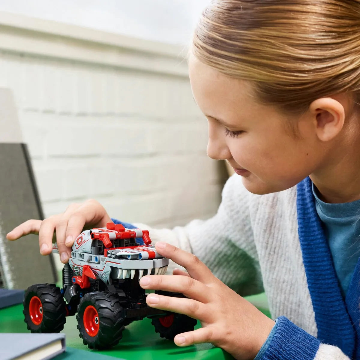 LEGO TECHNIC MONSTER JAM THUNDERROARUS PULL-BACK 42200, LEGO TECHNIC