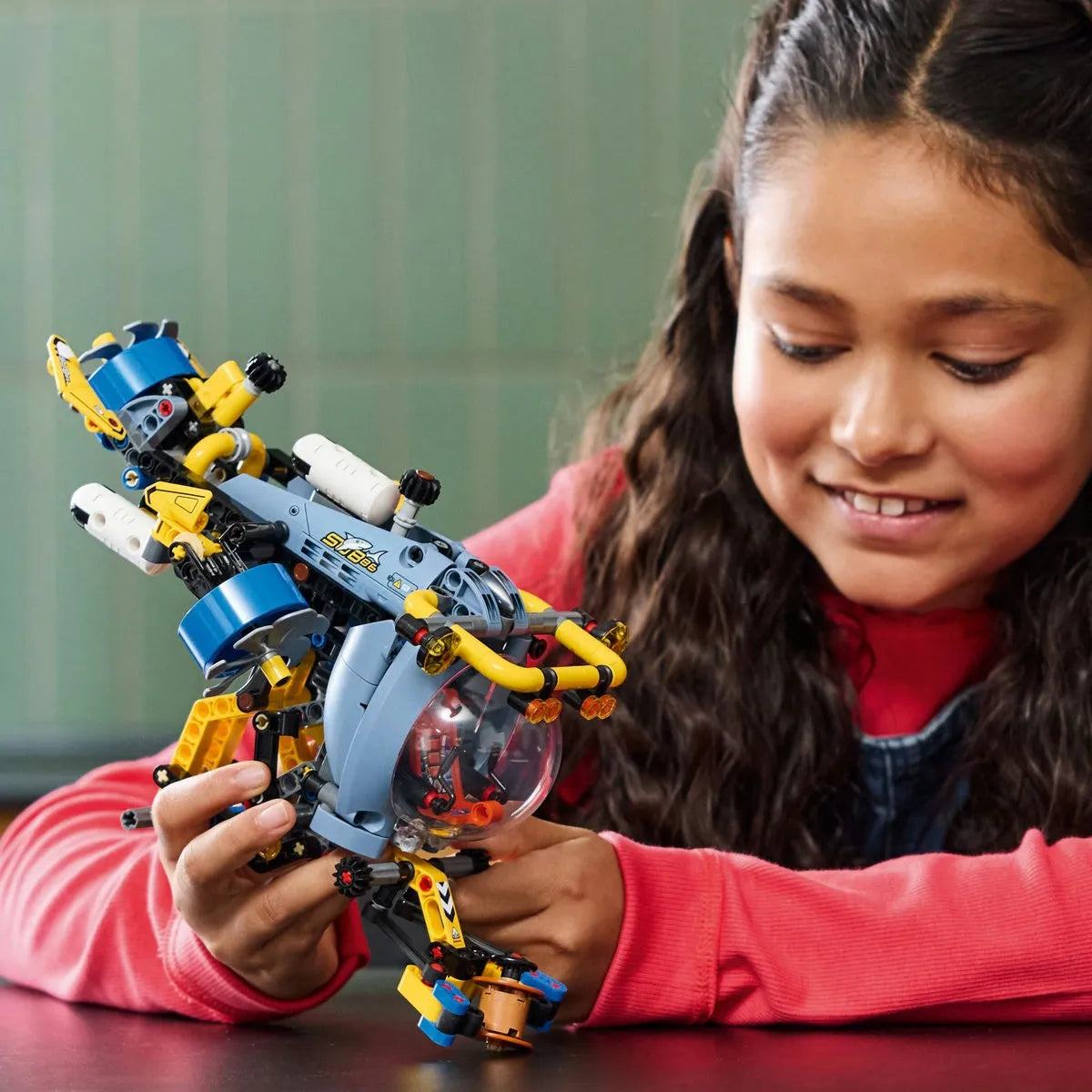 LEGO TECHNIC SUBMARIN DE CERCETARE 42201, LEGO TECHNIC