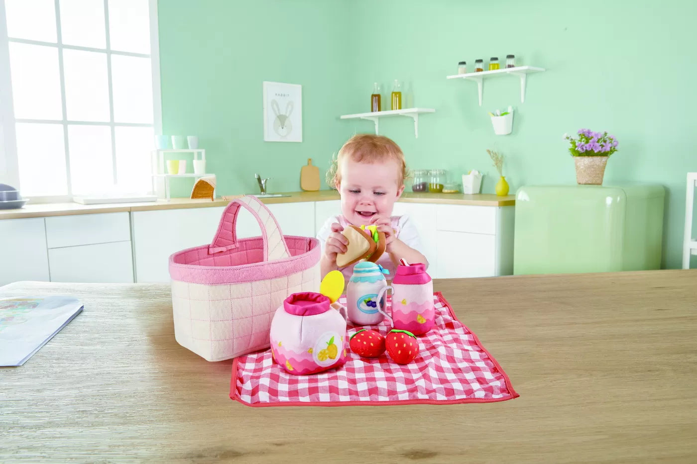 HAPE COSULETUL DE PICNIC, HAPE