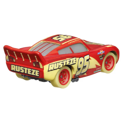 CARS GLOW RACERS MASINUTA METALICA FULGER MCQUEEN 1:55, CARS - MASINI