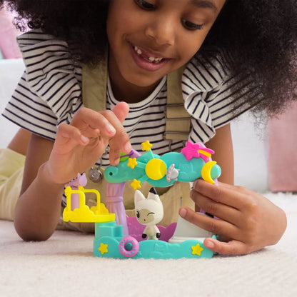 GABBYS DOLLHOUSE SET BALCON DECORAT A LUI PANDY PAWS, GABBYS DOLLHOUSE