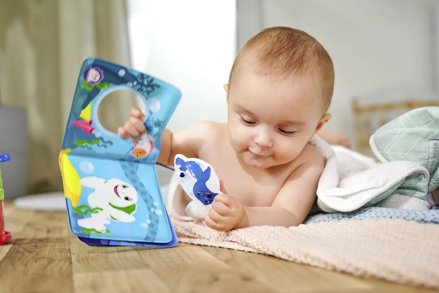 ABC CARTE DE BAIE LUMEA SUBACVATICA, SIMBA BABY