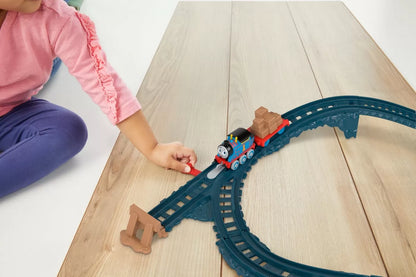 THOMAS SET DE JOACA CU LOCOMOTIVA PUSH ALONG THOMAS SI ACCESORII, THOMAS - THOMAS