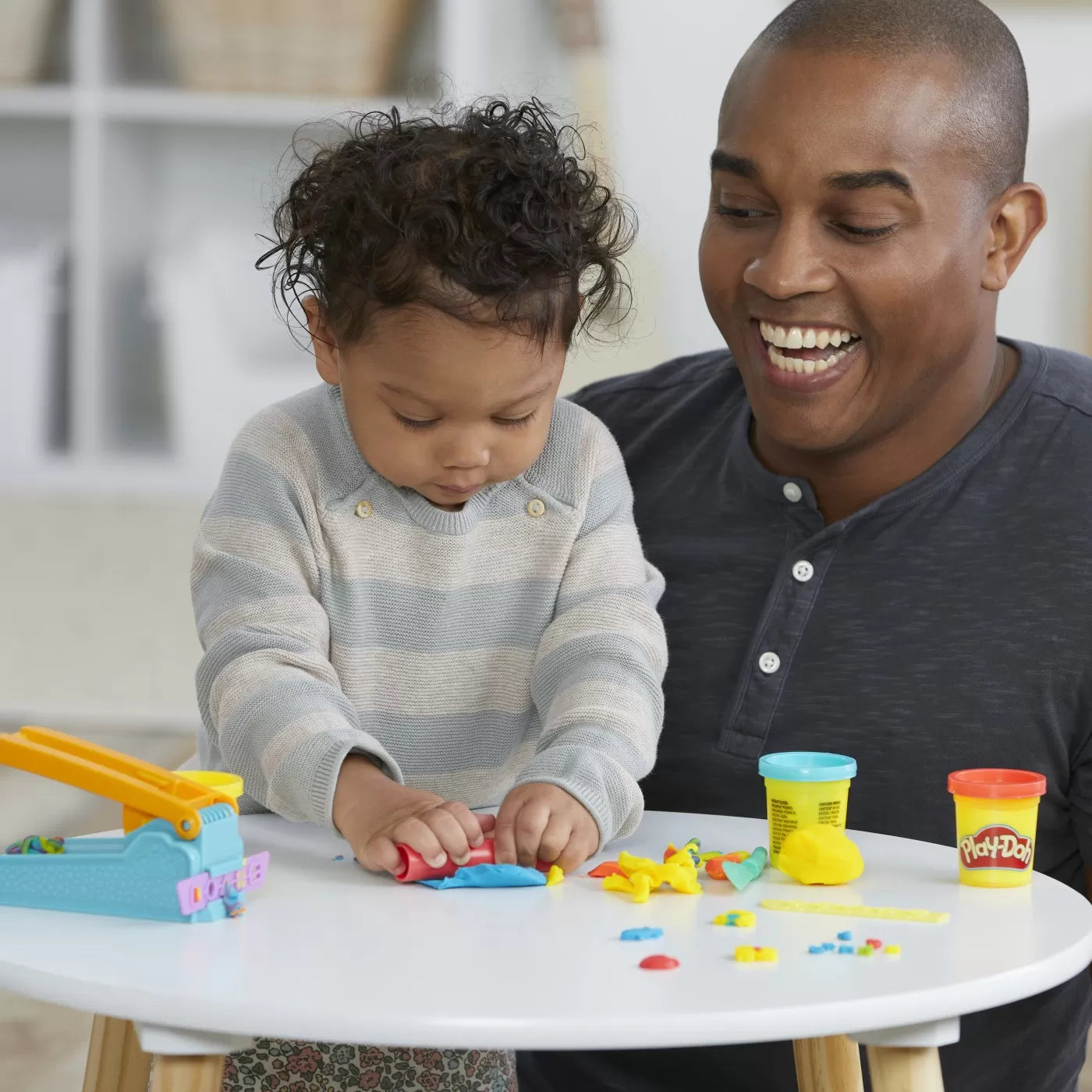 PLAY-DOH STARTERS FABRICA DE DISTRACTIE, PLAY-DOH