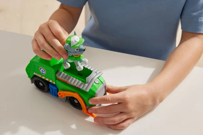 PATRULA CATELUSILOR SET VEHICUL DE BAZA CAMIONUL DE RECICLARE  SI FIGURINA ROCKY, PATRULA CATELUSILOR