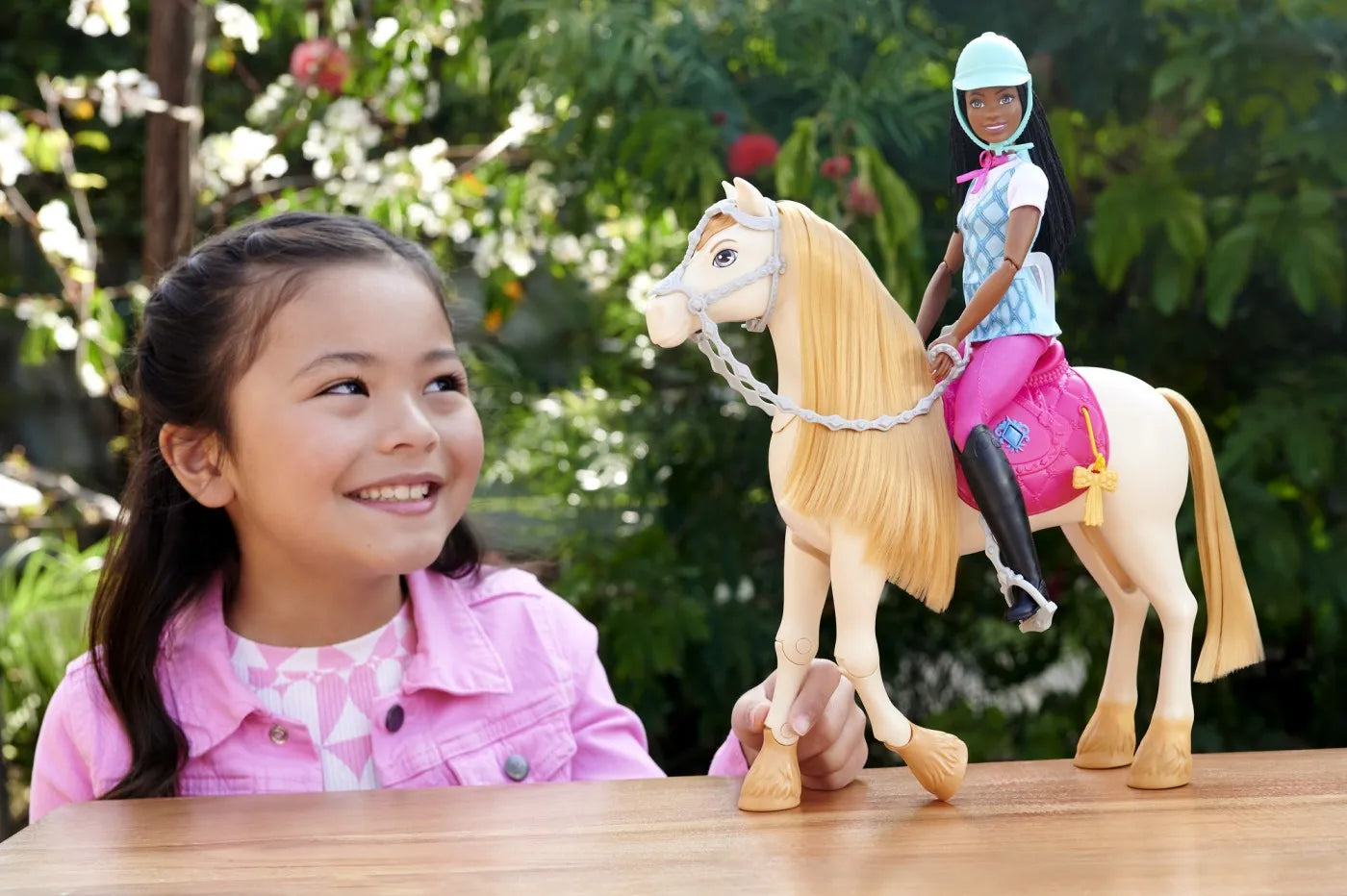 BARBIE MYSTERIES CALUT CU SUNETE SI ACCESORII, BARBIE - ESTATE