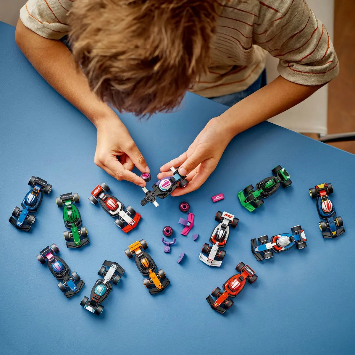LEGO FORMULA 1 MASINI DE CURSE F1 DE COLECTIE 71049, LEGO FORMULA 1