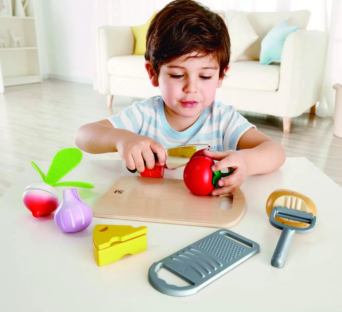 HAPE SET PENTRU CURATAT SI TAIAT LEGUME, HAPE