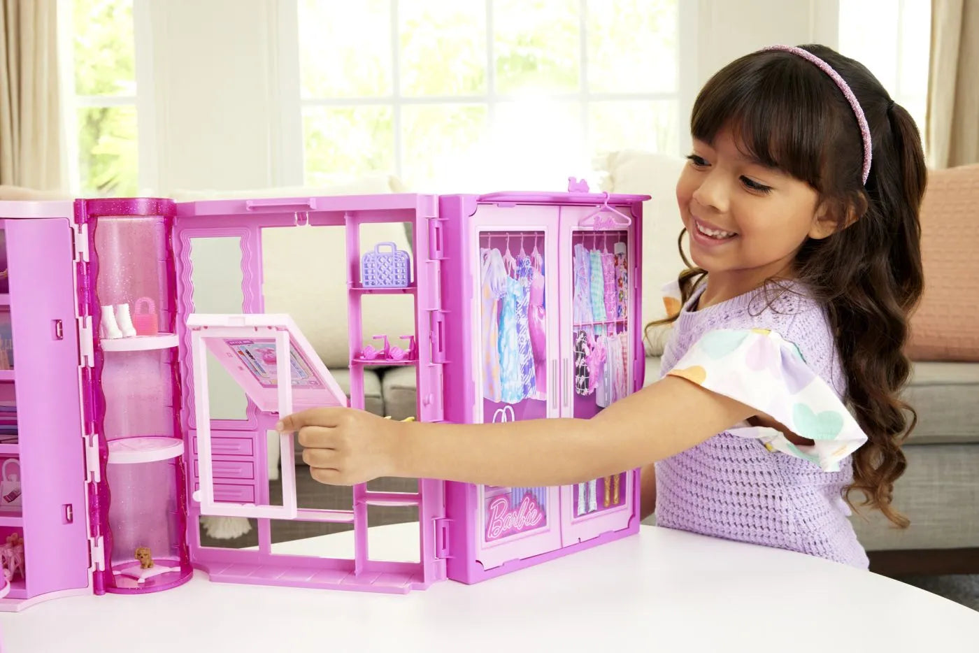 BARBIE DULAPUL DE VIS A LUI BARBIE, BARBIE - FASHIONISTAS