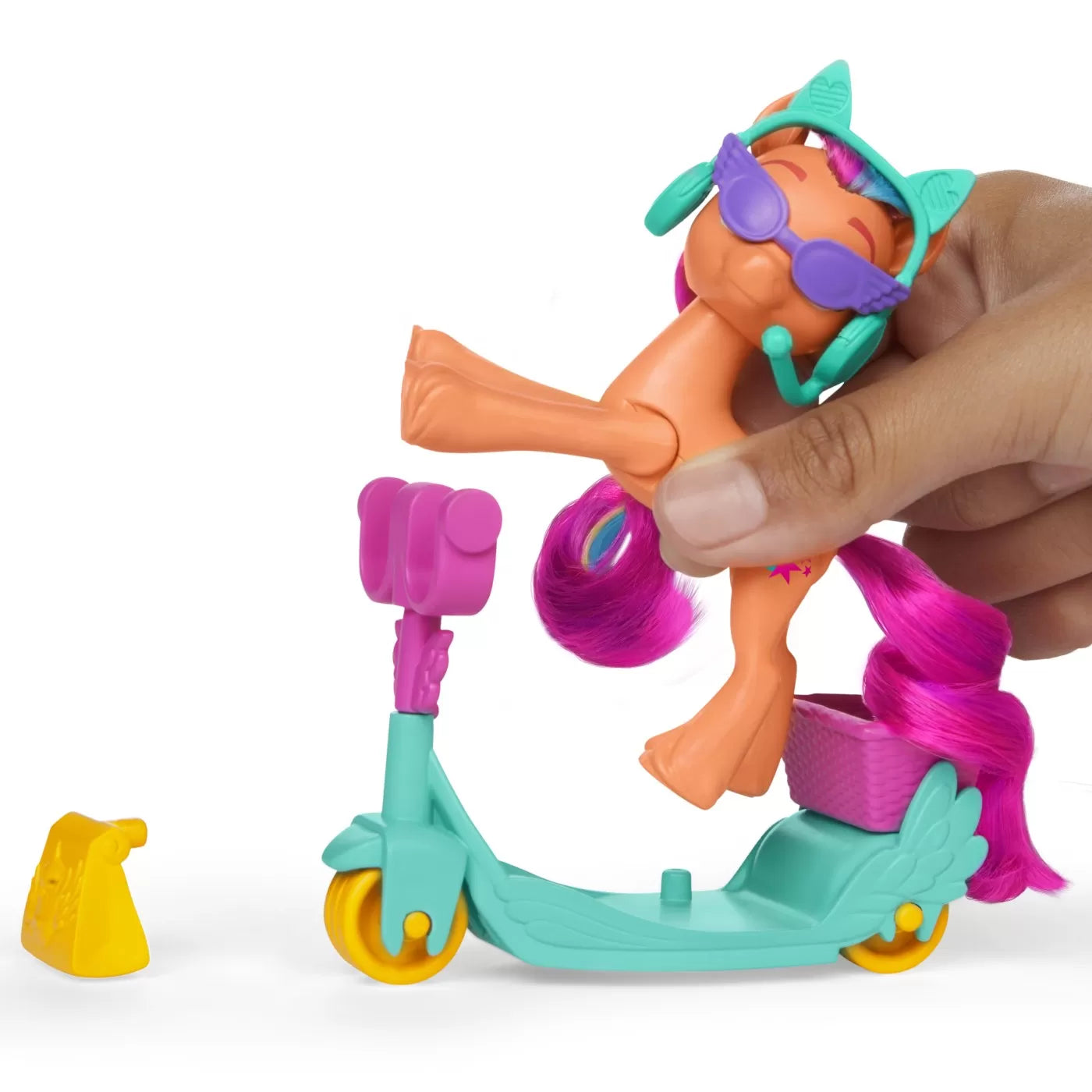 MY LITTLE PONY SUNNY STARSCOUT PE SCOOTER SET FIGURINA SI 4 ACCESORII, MY LITTLE PONY