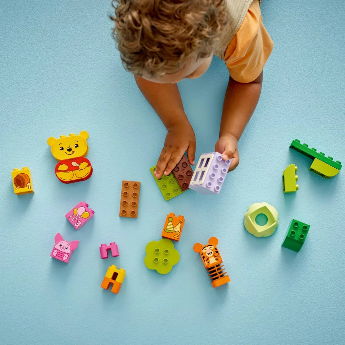 LEGO DUPLO PETRECEREA DE ZIUA DE NASTERE A LUI WINNIE DE PLUS 10457 , LEGO DUPLO