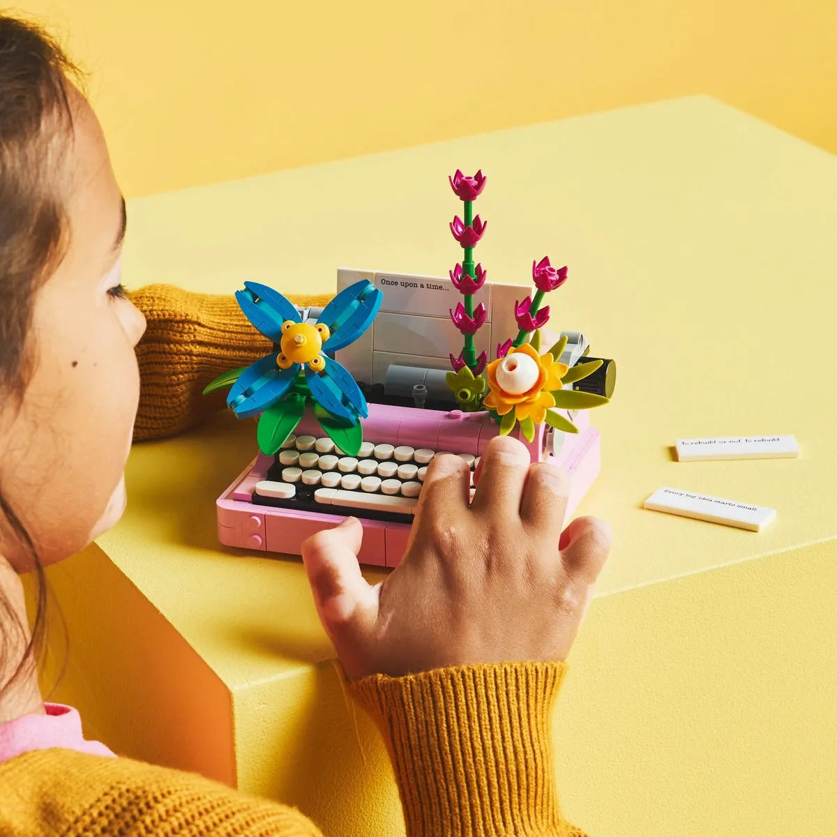 LEGO CREATOR MASINA DE SCRIS CU FLORI 31169, LEGO CREATOR