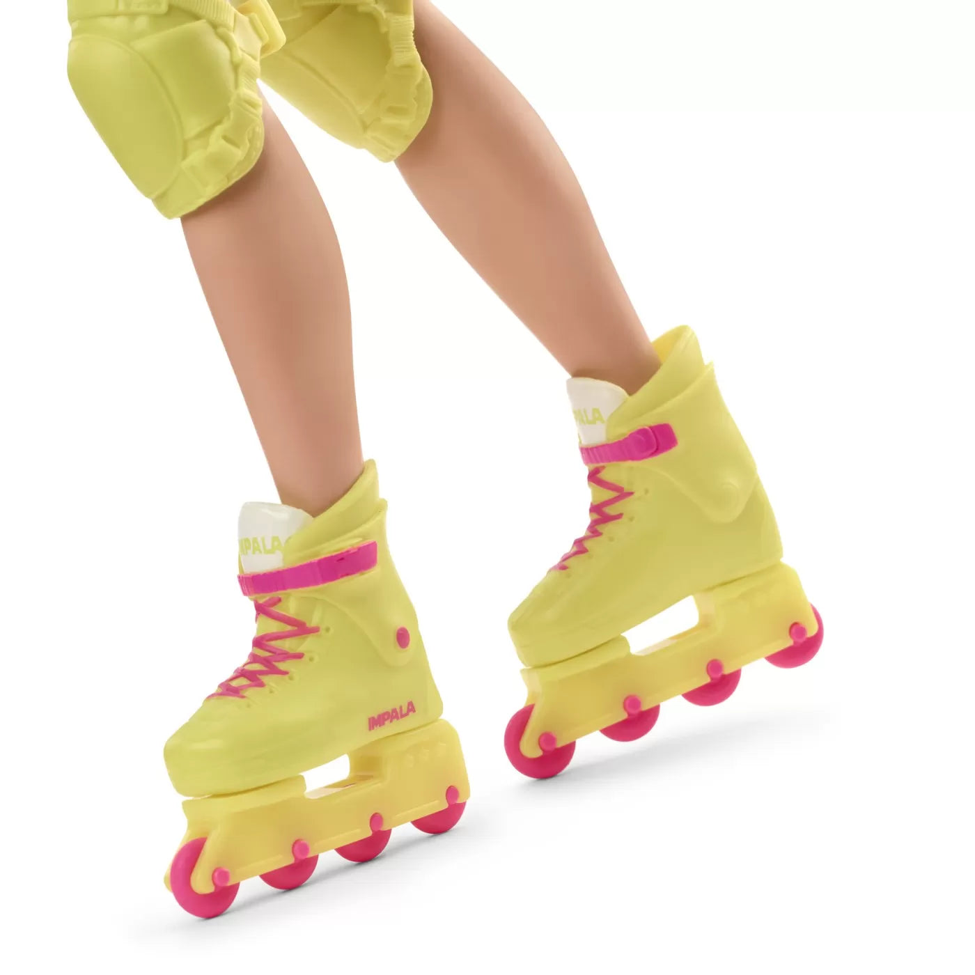 BARBIE THE MOVIE PAPUSA KEN CU PATINE CU ROTILE, BARBIE - FASHIONISTAS