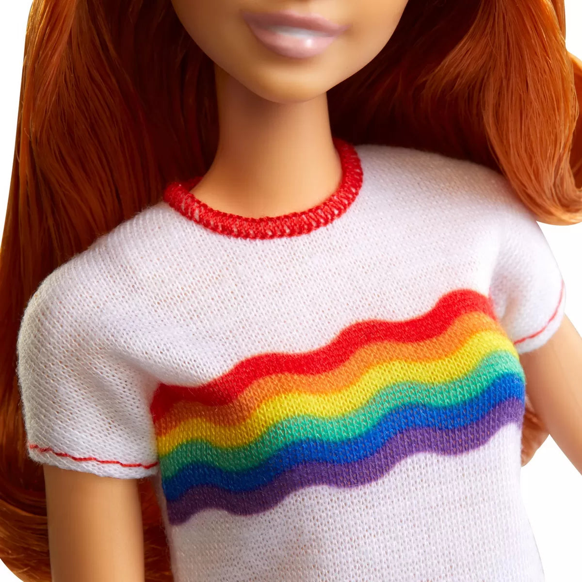PAPUSA BARBIE FASHIONISTA CU FUSTITA SI TRICOU CURCUBEU, BARBIE - FASHIONISTAS