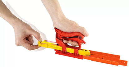 HOT WHEELS SET LANSATOR PORTABIL ROSU SI MASINUTA, HOT WHEELS - VEHICULE