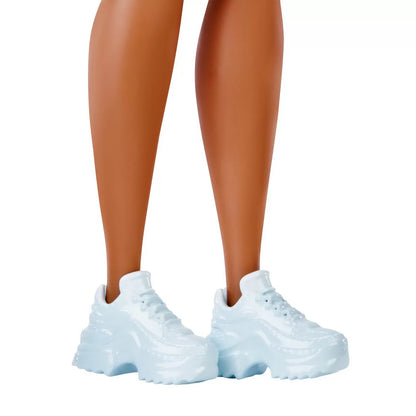 PAPUSA BARBIE FASHIONISTA BRUNETA CU SUVITE BLONDE, BARBIE - FASHIONISTAS