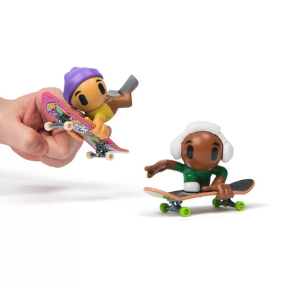 TECH DECH SK8 CREW PACHET 2 SETURI PLACA SI FIGURINA 9.6CM CASCA MOV SI CASTI ALBE, TECH DECK