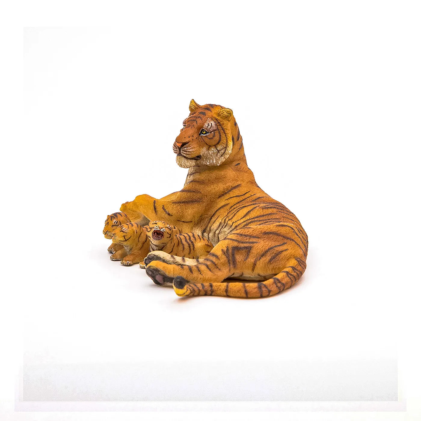 PAPO FIGURINA TIGRU CU 3 PUI, ANIMALE SALBATICE