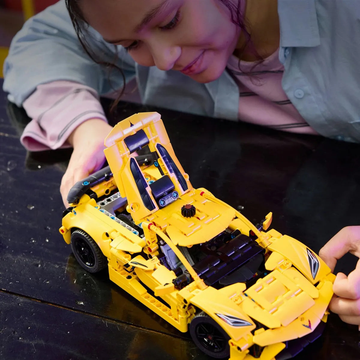 LEGO TECHNIC CHEVROLET CORVETTE STINGRAY 42205, LEGO TECHNIC