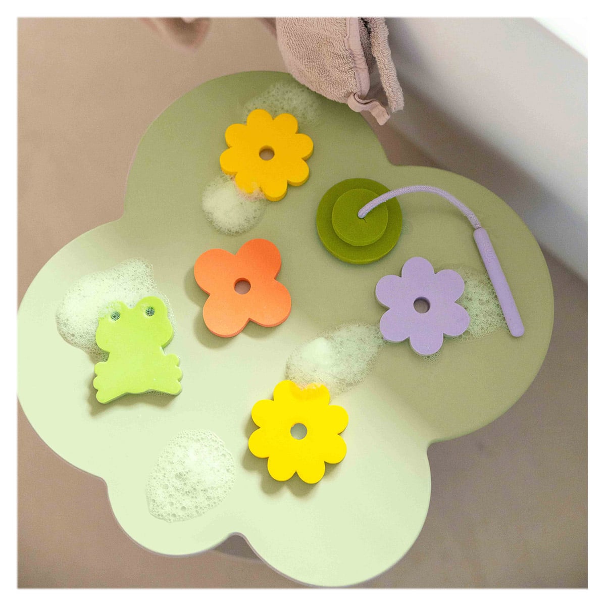 Joc de pescuit pentru baie, Iazul cu broscute, Quut Toys