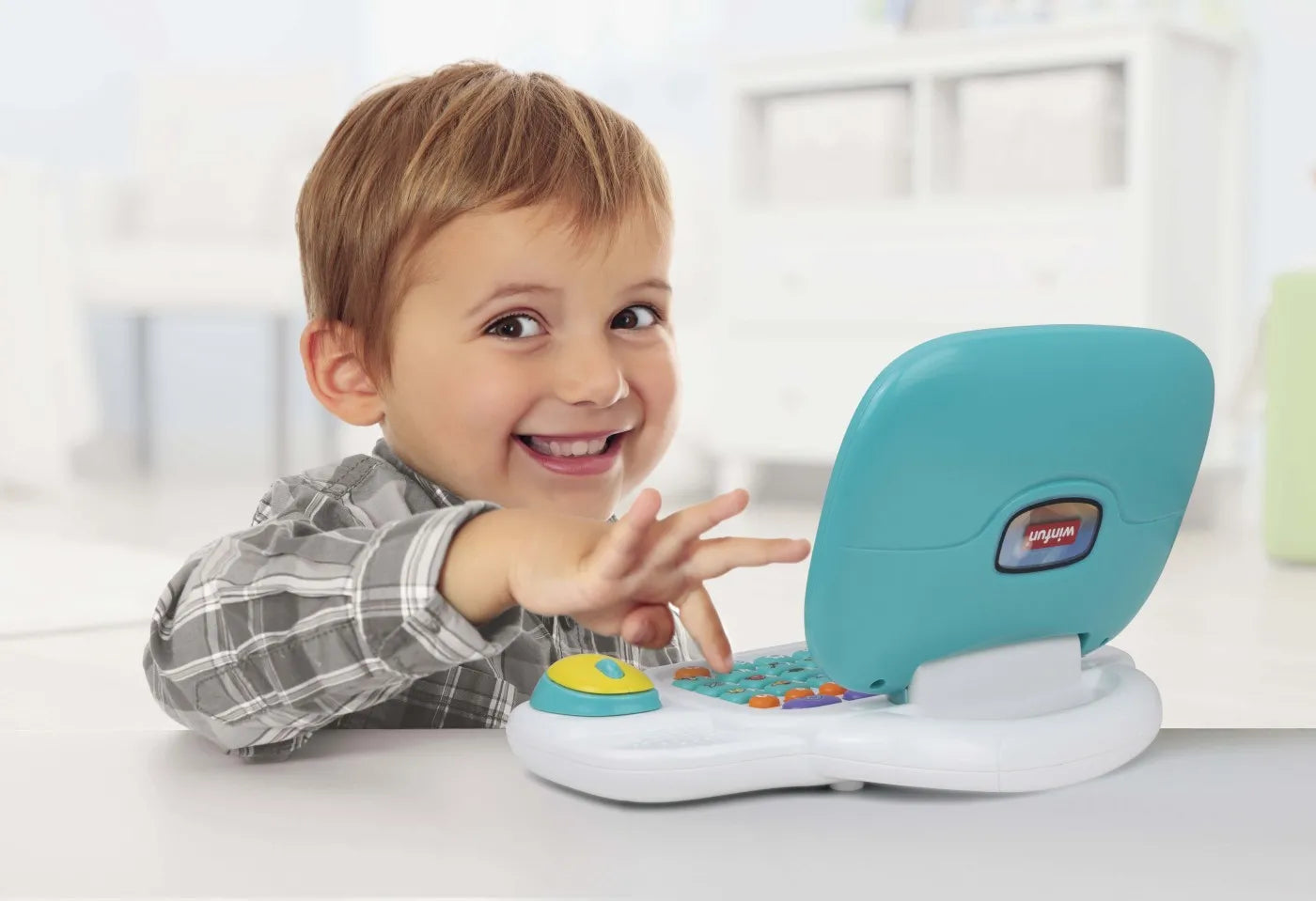 WINFUN LAPTOP SA INVATAM BILINGV, WINFUN